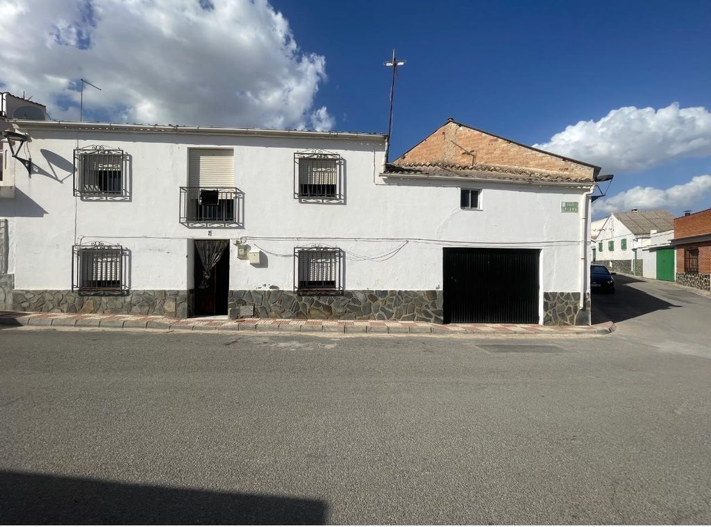 Property photo 1 of 21