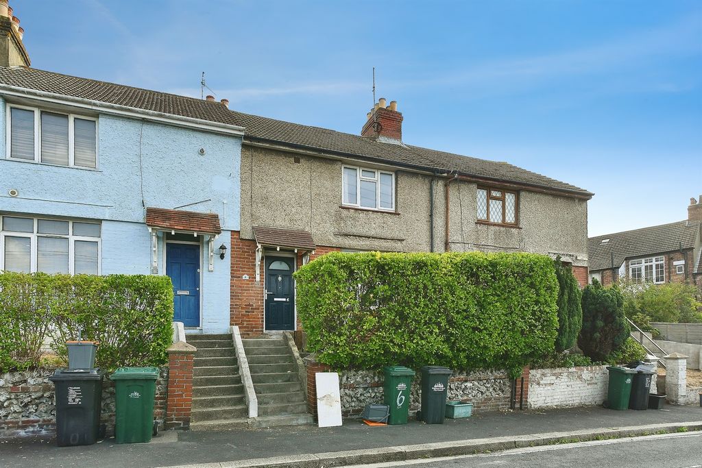 Property photo 1 of 19