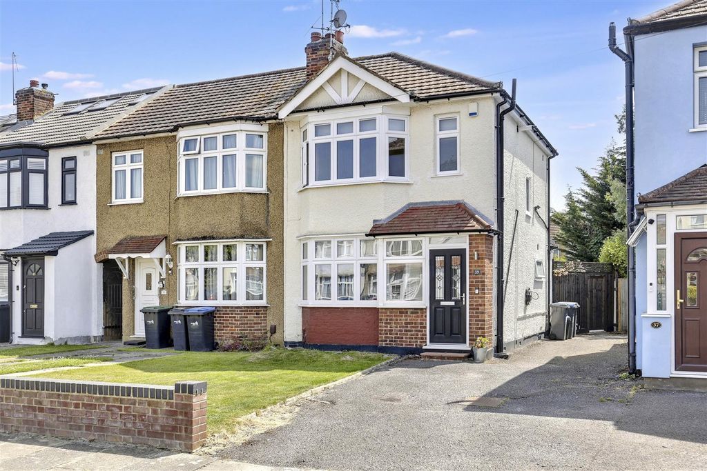 Property photo 1 of 20 Sandringham_17.Jpg