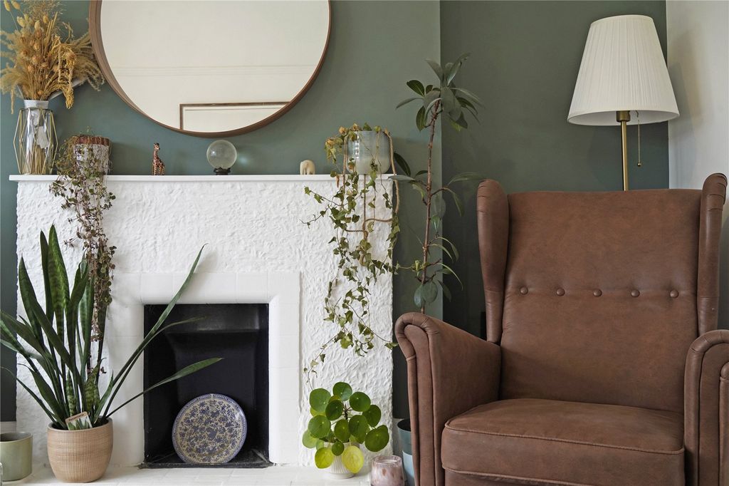 Property photo 2 of 19 Picture No. 28