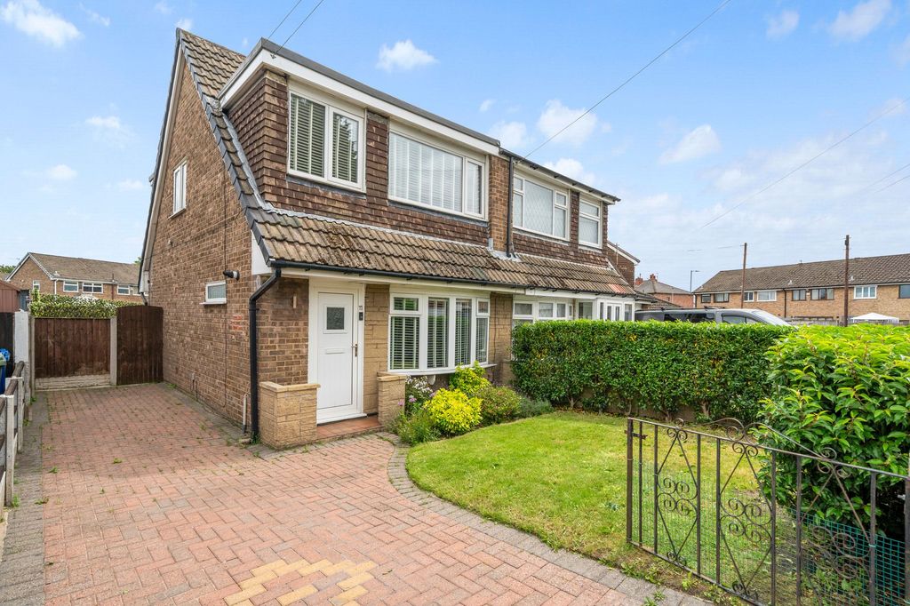 Property photo 1 of 14
