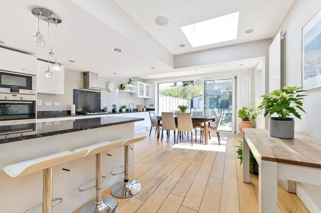 Property photo 3 of 10 Picture No. 07