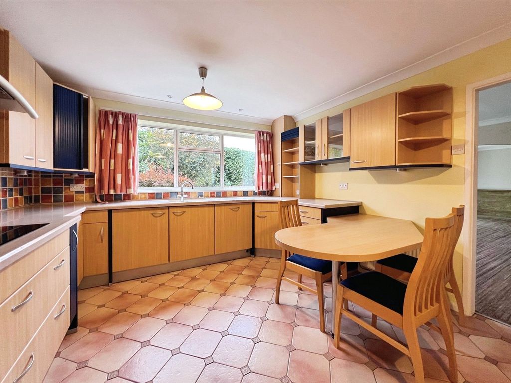 Property photo 3 of 20 Picture No. 11