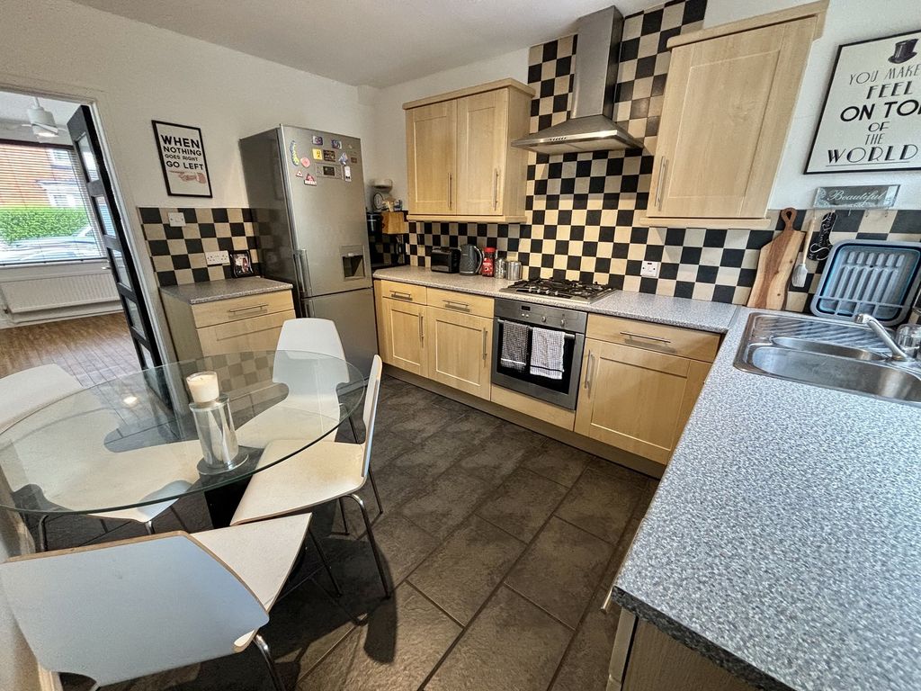 Property photo 3 of 16 Kitchen -Diner
