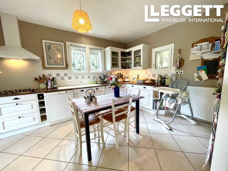Property photo 3 of 10