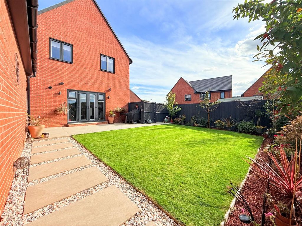Property photo 2 of 21 17.Jpg