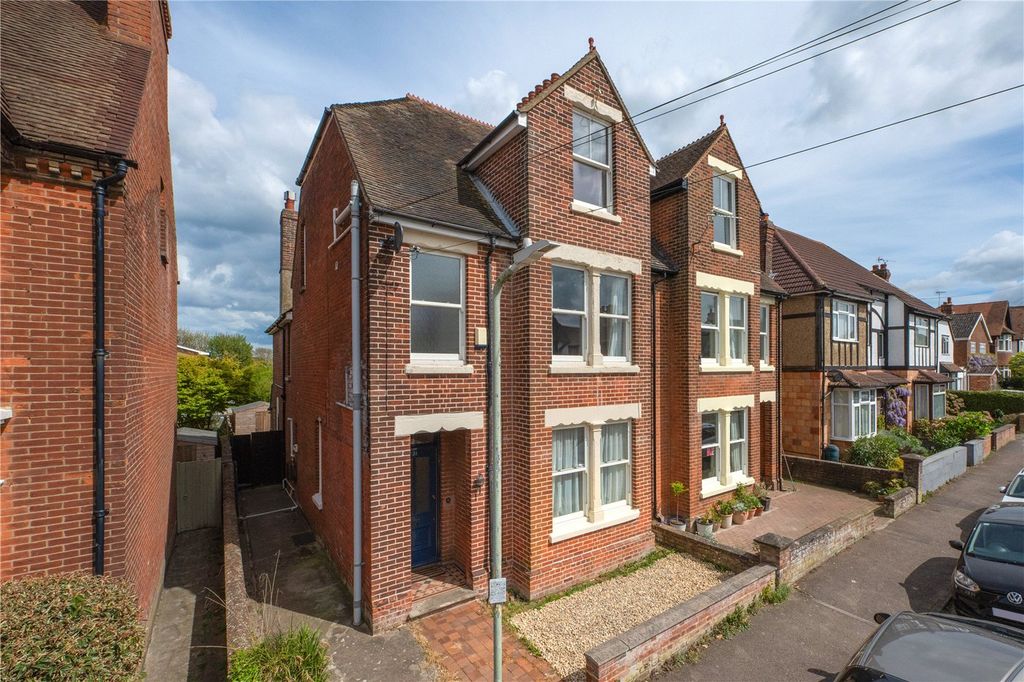 Property photo 2 of 17 Picture No. 12