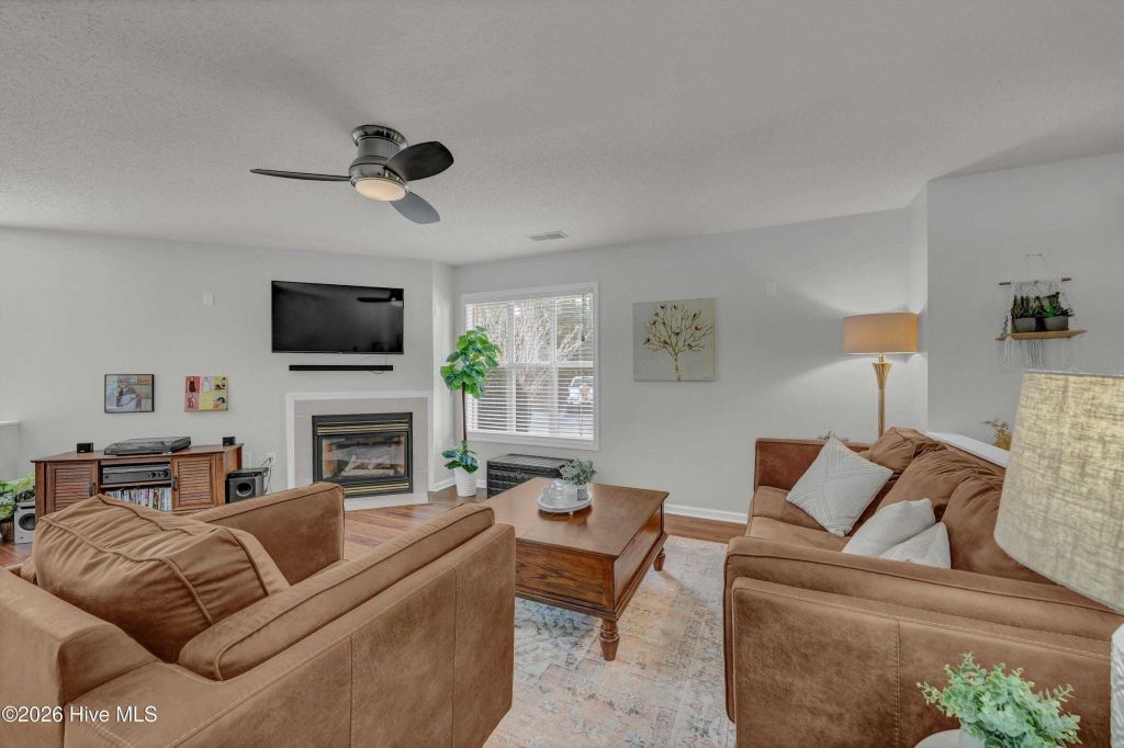 Property photo 2 of 27 <Alttext/>