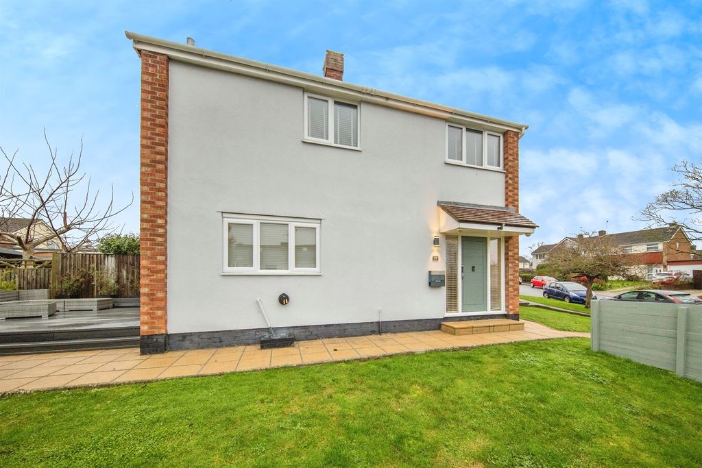 Property photo 1 of 19