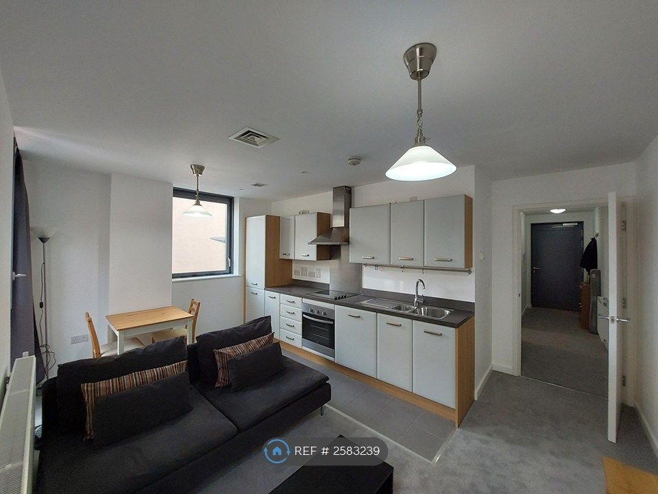 Property photo 3 of 8