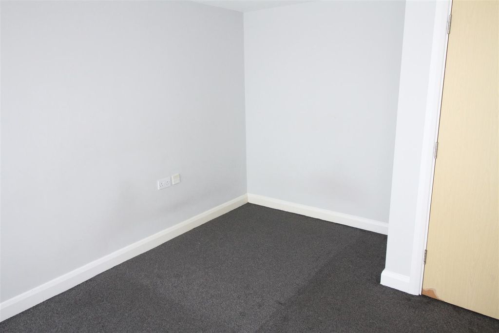 Property photo 2 of 10 Img_6095[1].Jpg