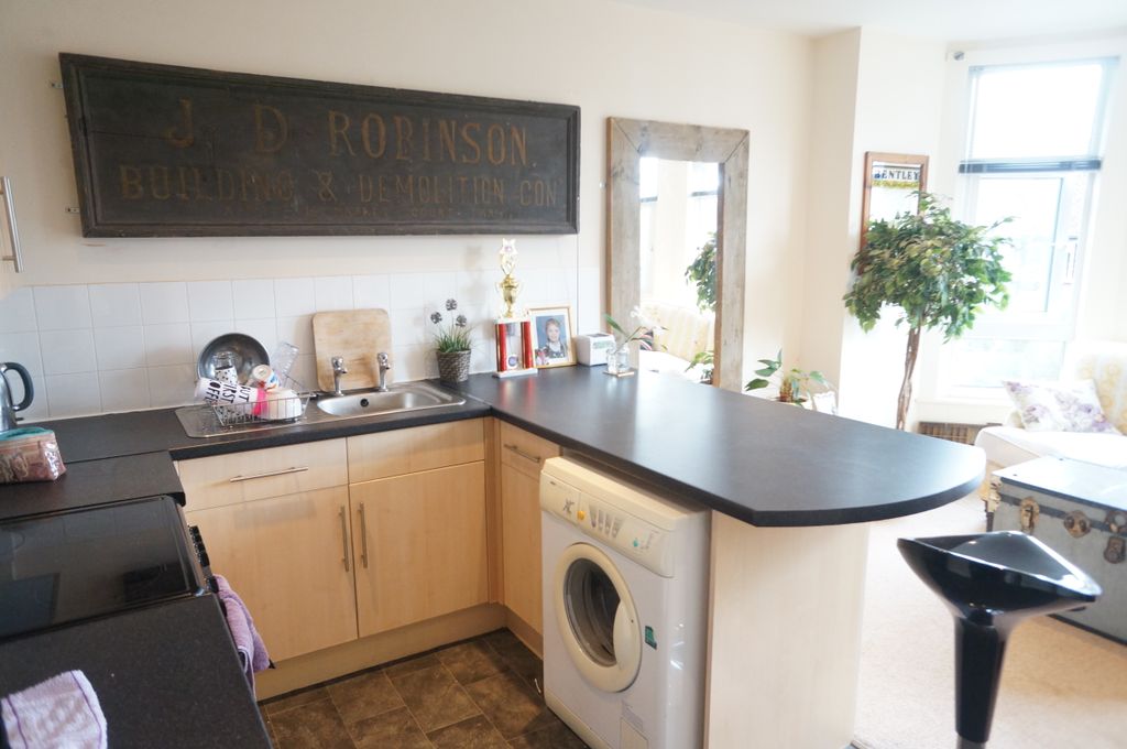 Property photo 3 of 8