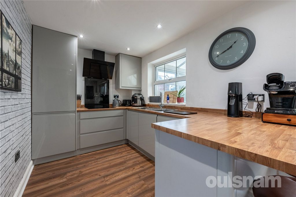 Property photo 3 of 16 Picture No. 03