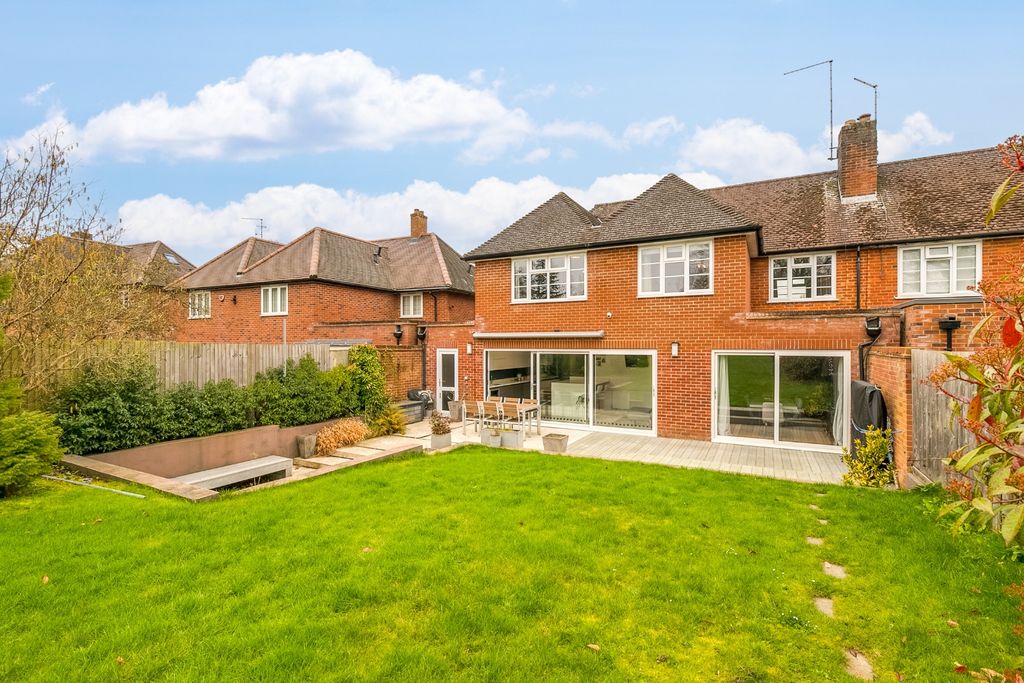 Property photo 1 of 26 4837540