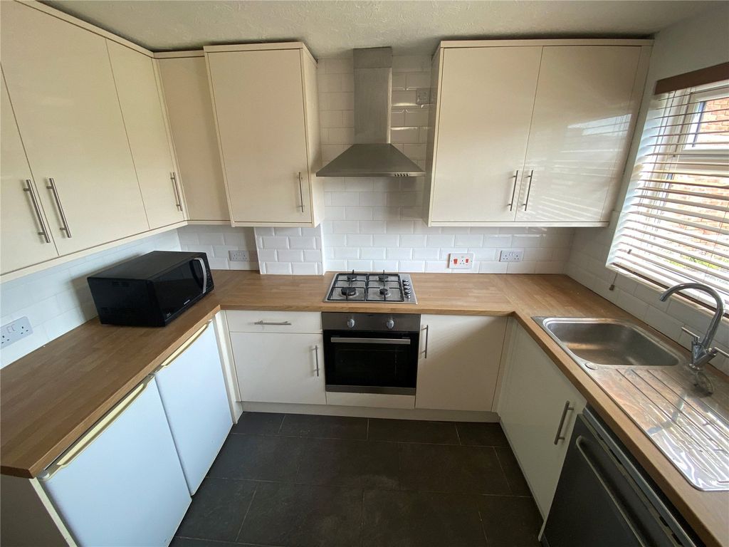 Property photo 3 of 19 Picture No. 11