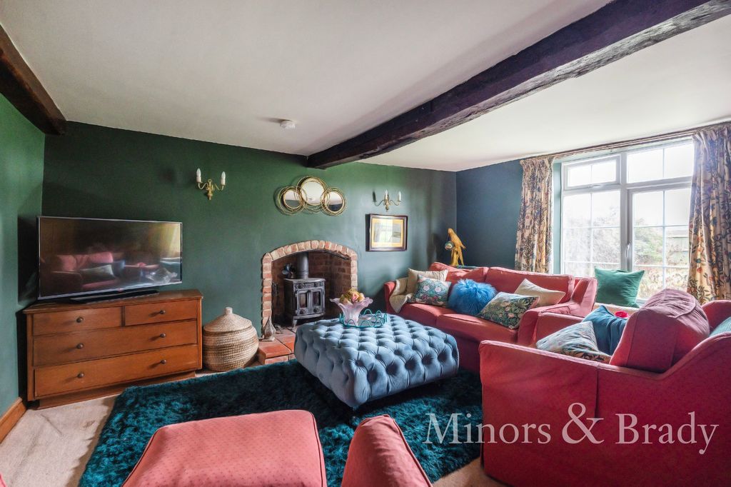 Property photo 3 of 25