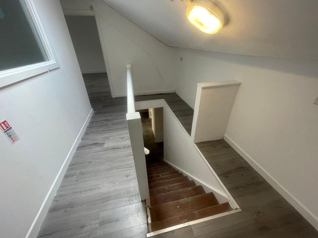 Property photo 3 of 10 Image 3