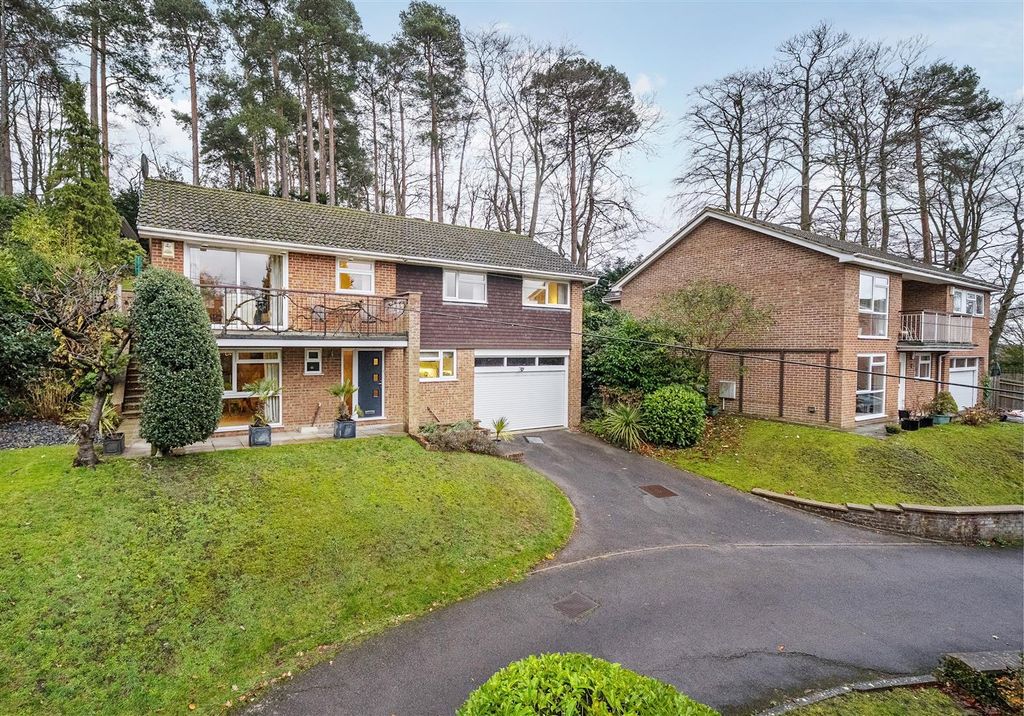 Property photo 1 of 25 1383841-2-693c4043B5Ca2-Arw.Jpg