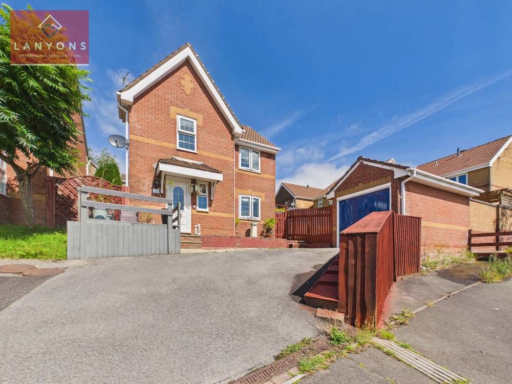 Property photo 1 of 21 Giraffe360-Still035