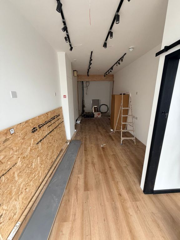 Property photo 1 of 1