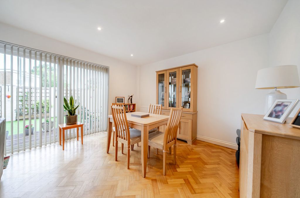 Property photo 3 of 20 1510071-14-6A8Eaa...
