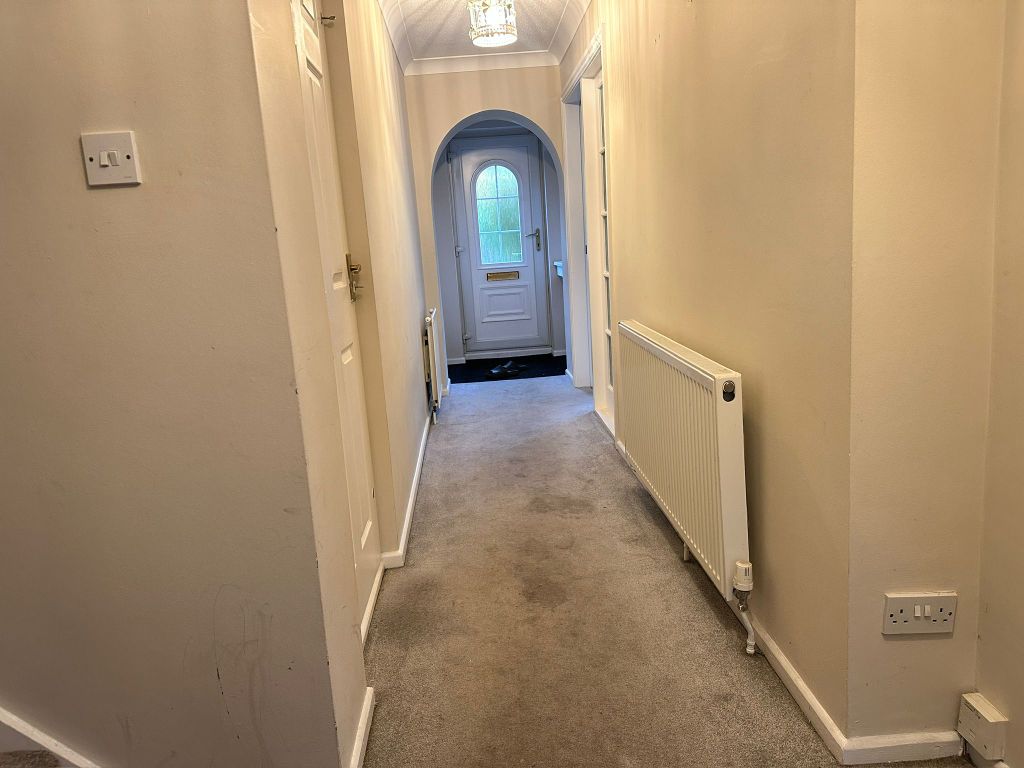 Property photo 2 of 13 Bedroom 1