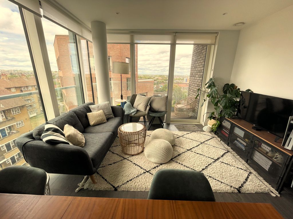 Property photo 2 of 12