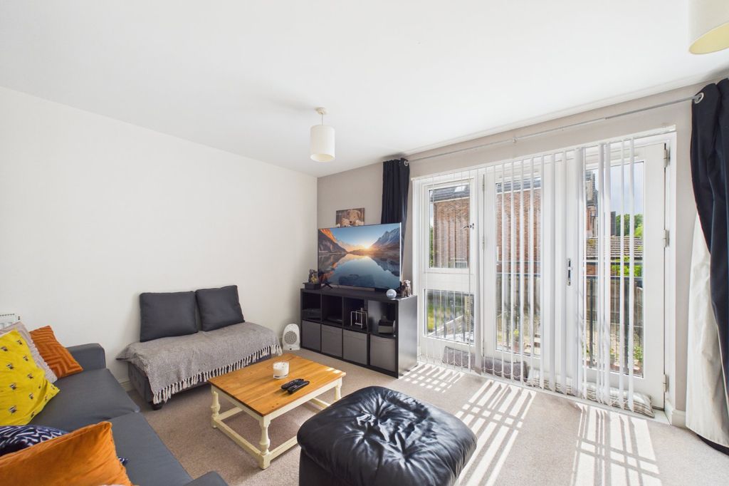 Property photo 3 of 11 Picture No. 06