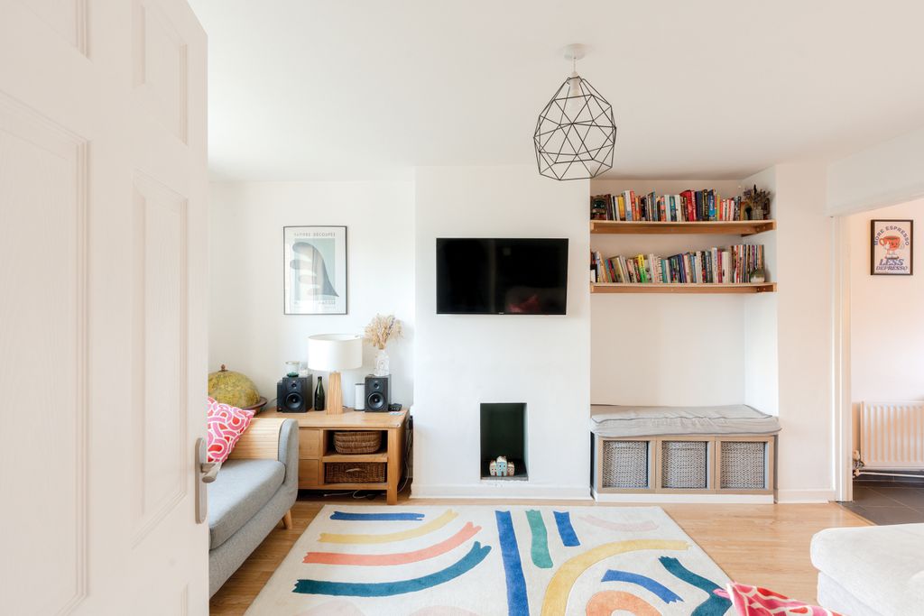 Property photo 1 of 22 Photo 4