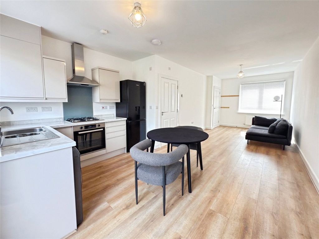 Property photo 3 of 14 Picture No. 04