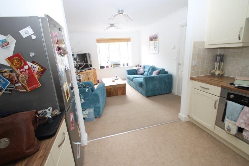 Property photo 3 of 7