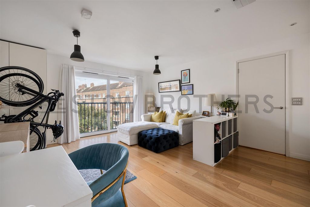 Property photo 2 of 20 0R7A6957.Jpg