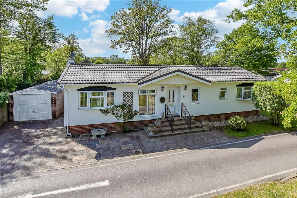 Property photo 1 of 11 External (Web)