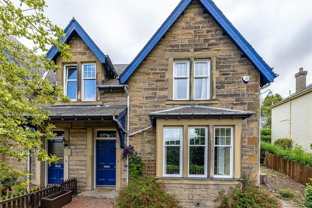 Property photo 1 of 27 15 Melrose Road Galashiels 05.Jpg