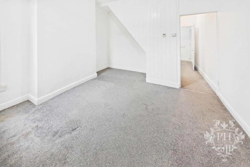 Property photo 2 of 10 Yfycdvf45K--Pz7_Qx7-Aw.Jpg
