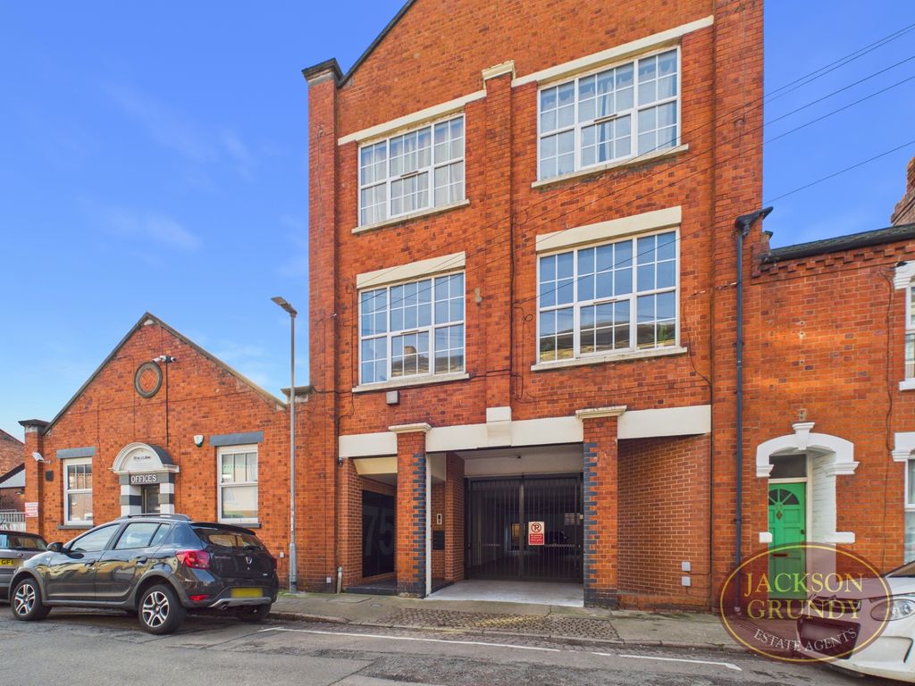 Property photo 1 of 10 Roe Road