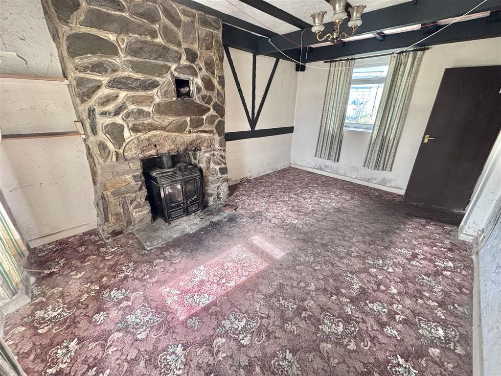 Property photo 3 of 13 Img_8461.Jpg