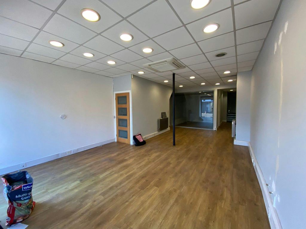 Property photo 3 of 6 25.Jpg