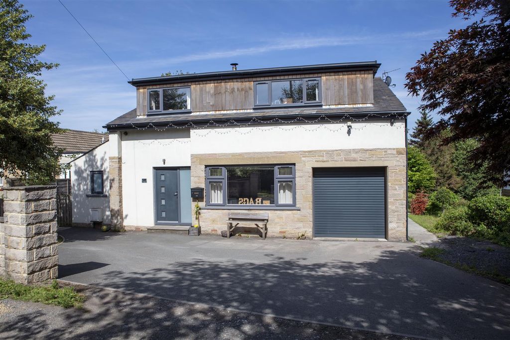 Property photo 1 of 34 External