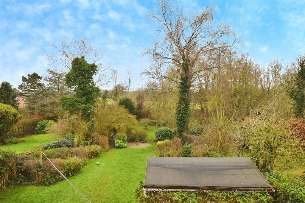 Property photo 2 of 24 Garden &amp; Brocks Hill