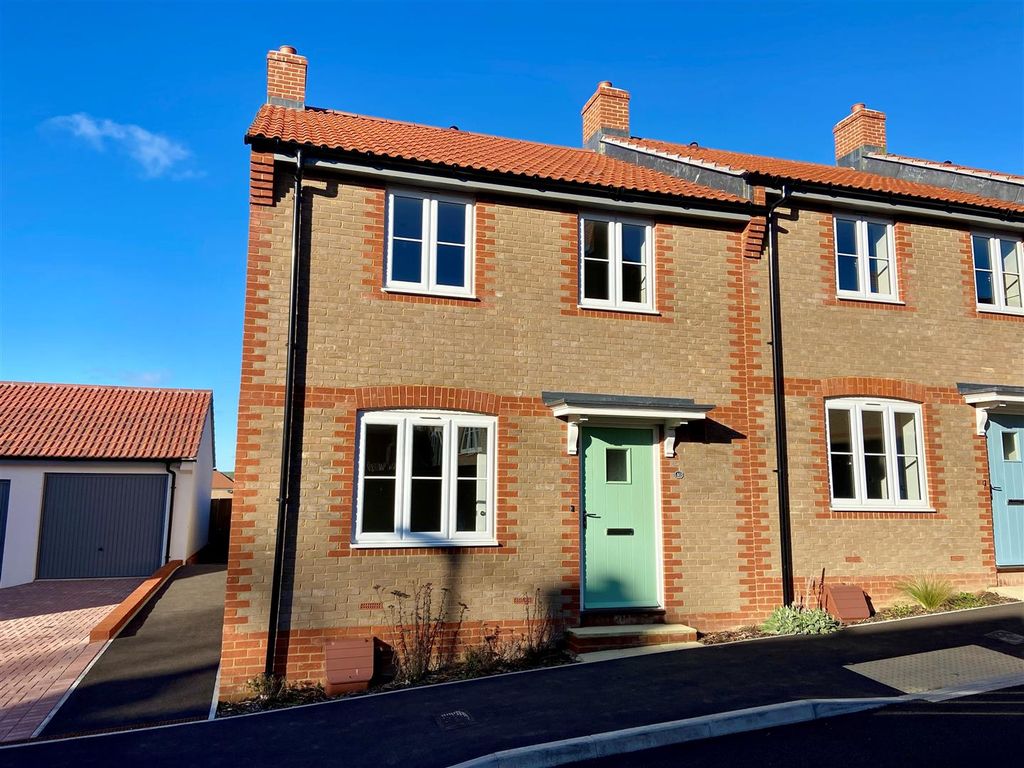 Property photo 1 of 13 Plot 162