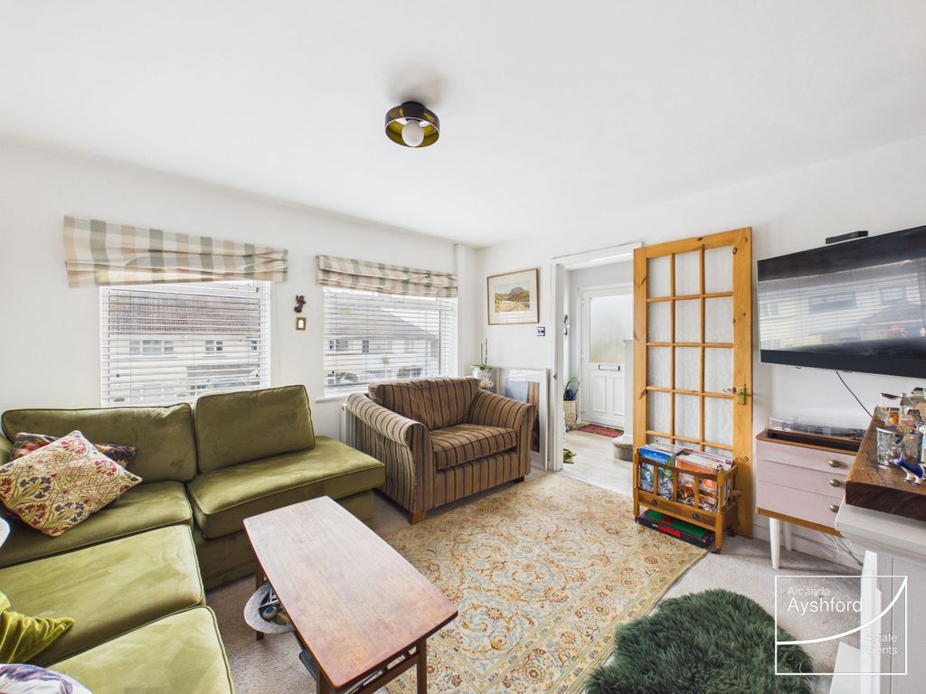 Property photo 2 of 29