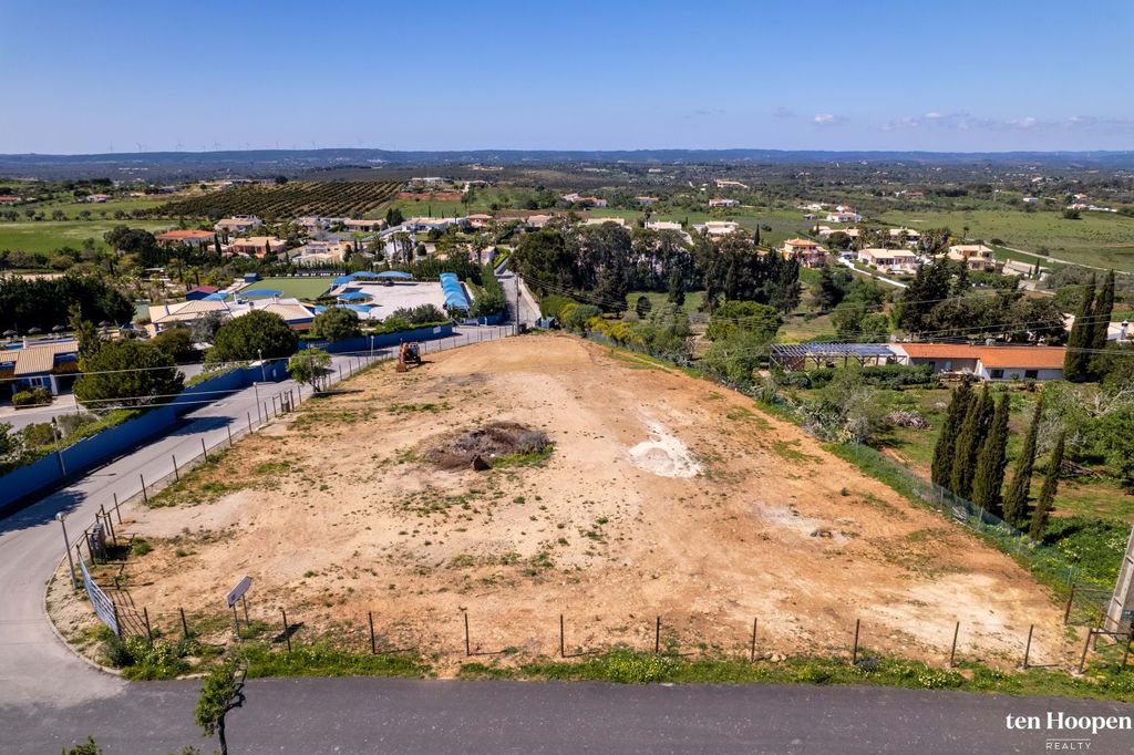 Property photo 3 of 5