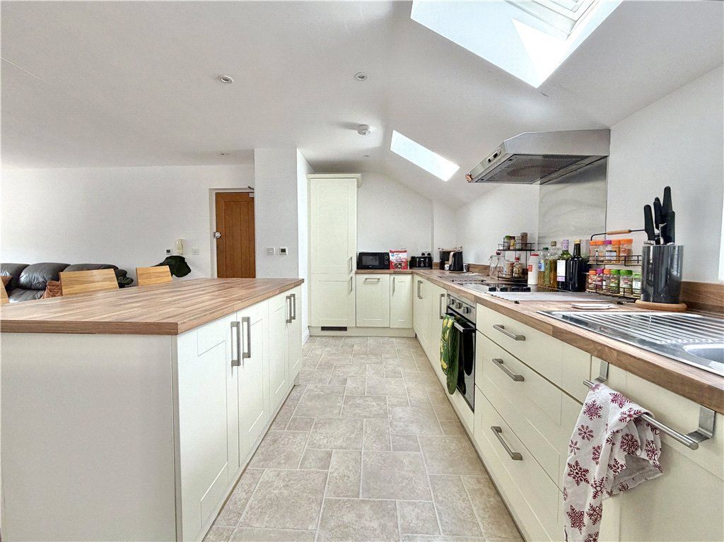 Property photo 3 of 9 Picture No. 11