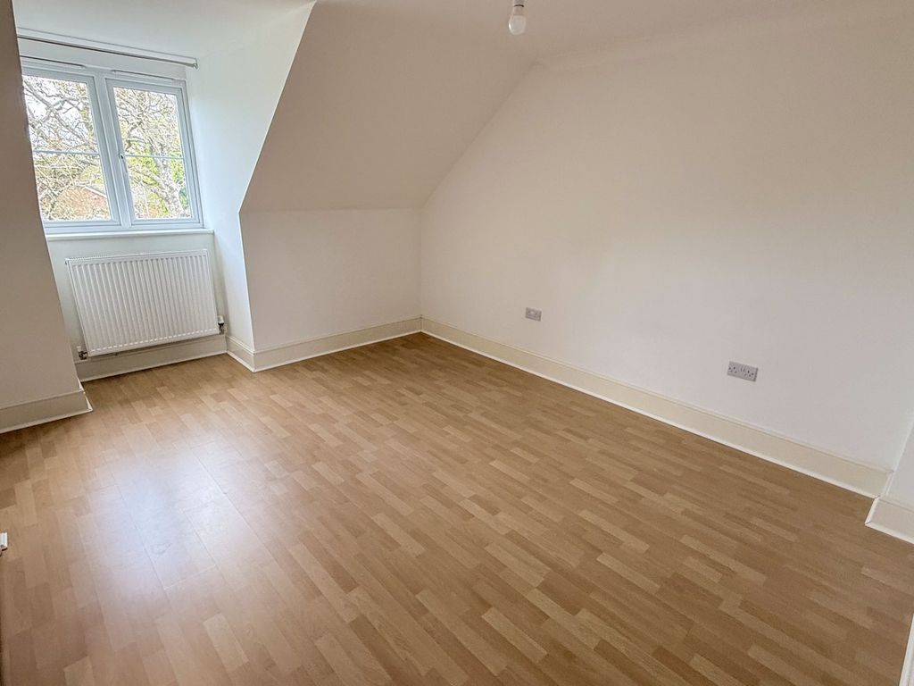 Additional image 8 of 4 bed terraced house for saleBrowns Walk, Greenham, Thatcham RG19