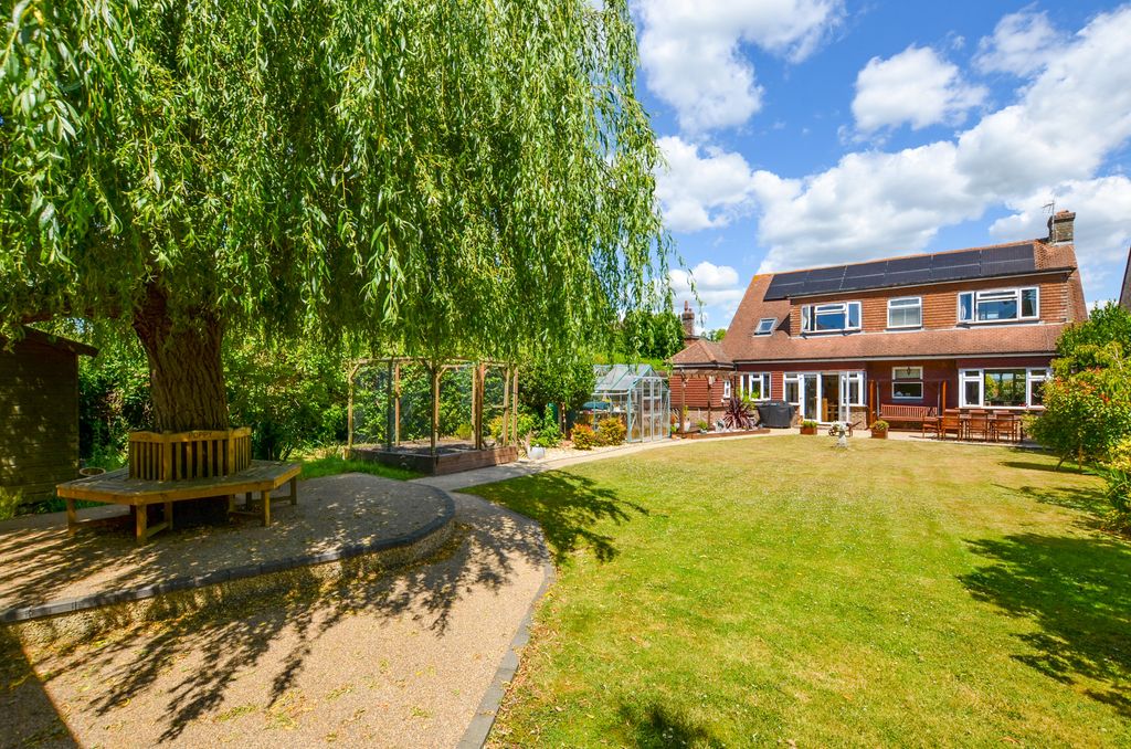 Property photo 2 of 43