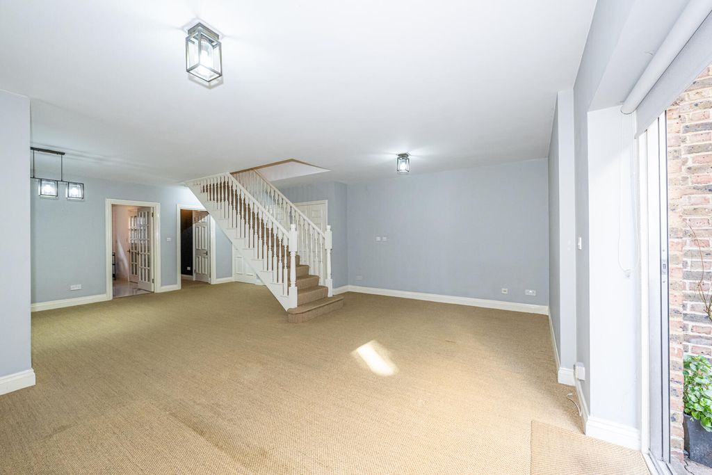Property photo 2 of 9 Living Room