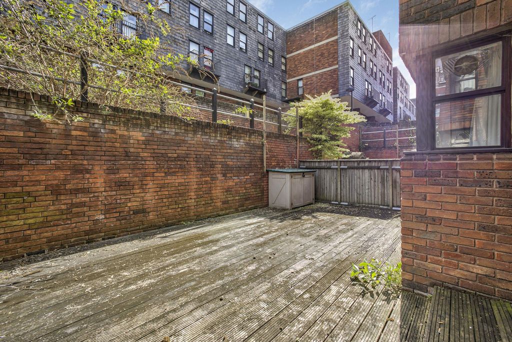 Property photo 2 of 16 Rear Garden