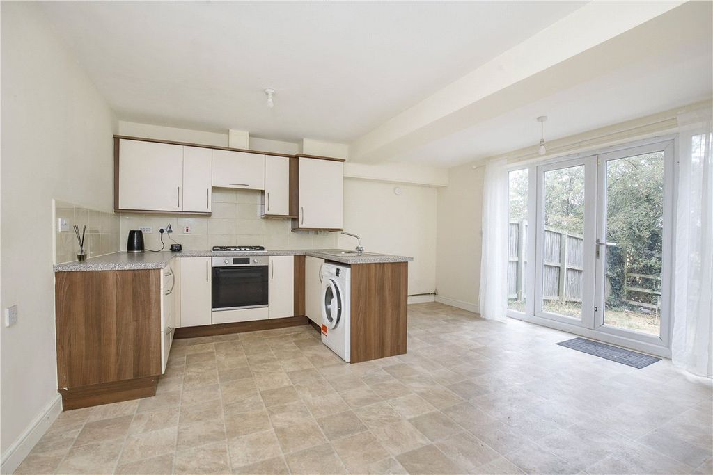 Property photo 2 of 8 Picture No. 03