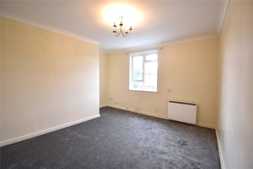 Property photo 3 of 7 Picture No. 06